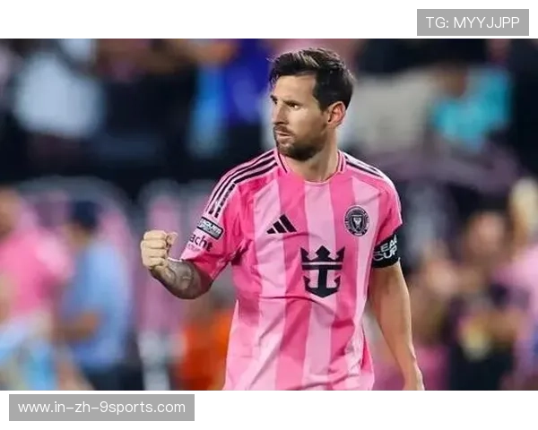 “全场焦点：明星球员的精彩表现点燃现场气氛”，明星球员图片