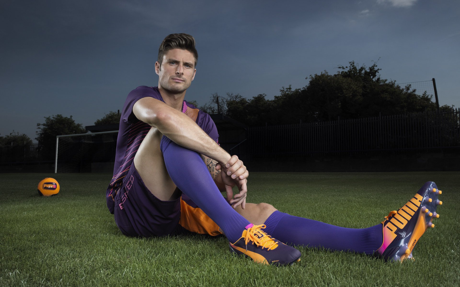 足球赛事商业化包装与内容创新脱节,足球赛事商业价值